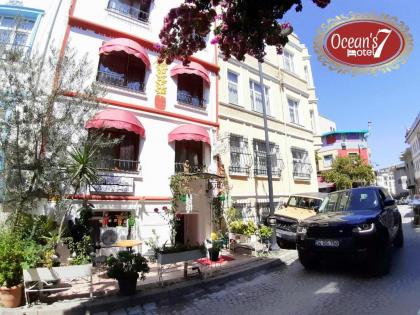 Oceans 7 Hotel - image 15