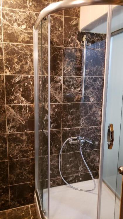 Istanbul Irish Hotel - image 12