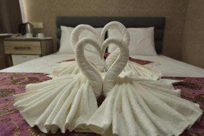 Omega Luxx Hotel - image 12