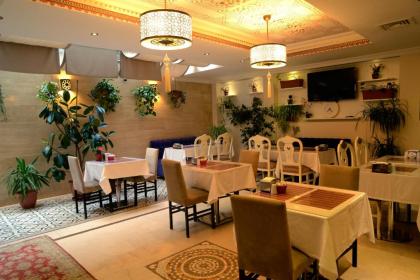 Sultans Royal Hotel - image 18