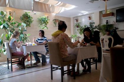 Sultans Royal Hotel - image 20