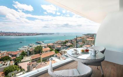 Opera Hotel - image 1