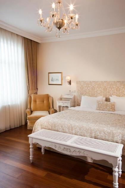 Hotel Sari Konak - image 10