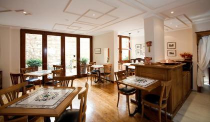 Hotel Sari Konak - image 17