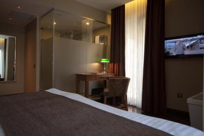 Juliet Rooms & Kitchen - image 21