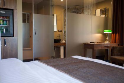 Juliet Rooms & Kitchen - image 26