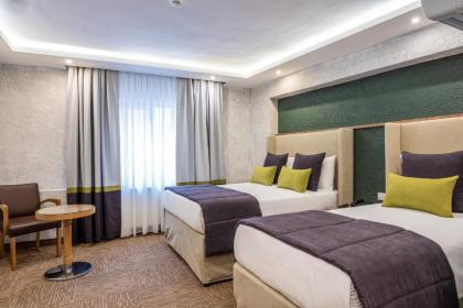 Hotel Carlton - image 19