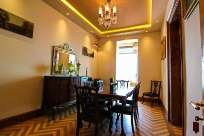 Maroon Residence - image 11
