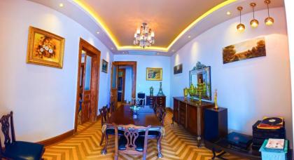 Maroon Residence - image 13