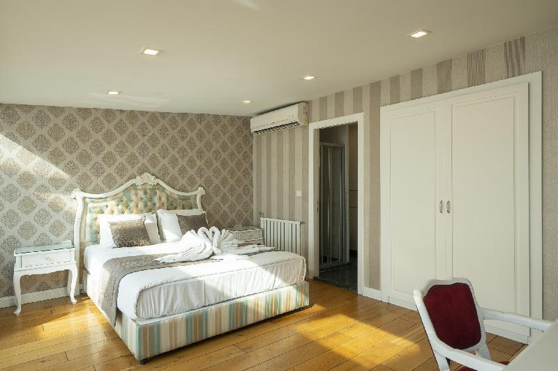 Moss Suites Hotel - image 3