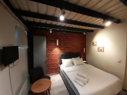 Taxim No 18 BOUTİQUE - image 28