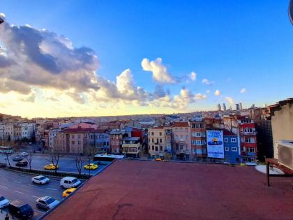 Taxim No 18 BOUTİQUE - image 29