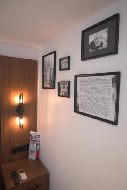 Isle Hotel - image 29