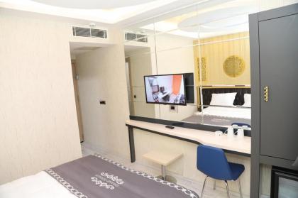 Grand Tower Hotel - image 24