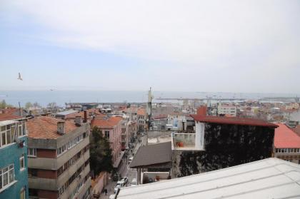 Grand Tower Hotel - image 29