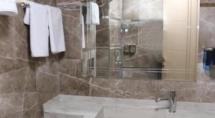 Grand Tower Hotel - image 30