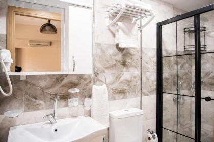 Galapera Apartments - image 24