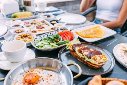 RW BOUTIQUE HOTEL - image 22