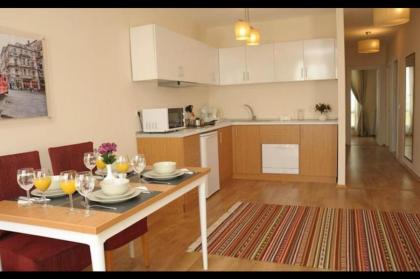 three apples suites - image 26