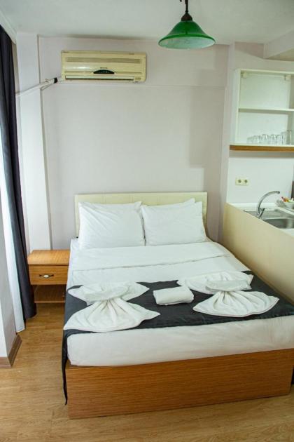 three apples suites - image 29
