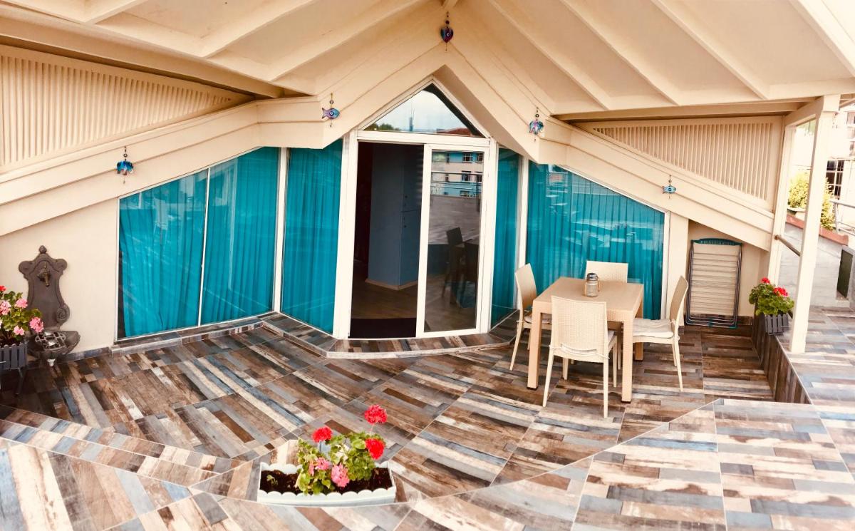 Sirena's Suites - main image