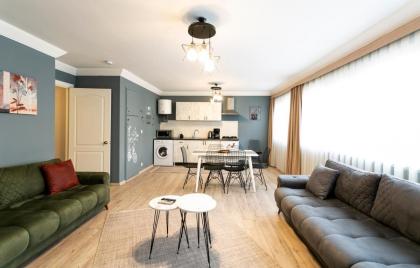 Sirena's Suites - image 10