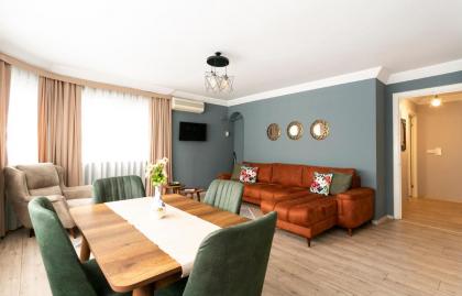 Sirena's Suites - image 16