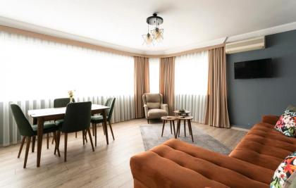 Sirena's Suites - image 17