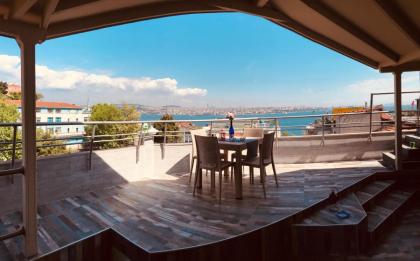 Sirena's Suites - image 2