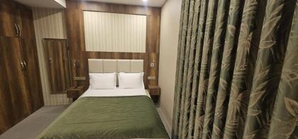 Mardy Hotel - image 30