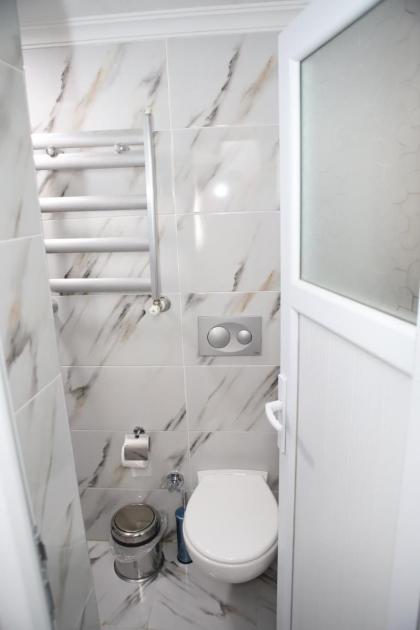 LAOS OTEL & APARTMENT - image 21