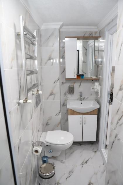 LAOS OTEL & APARTMENT - image 23