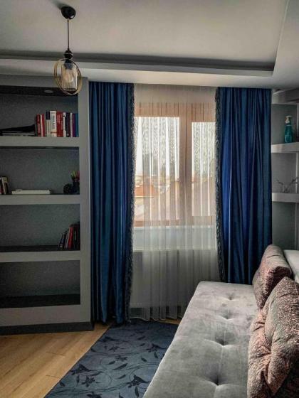 Modern place with city view in Atasehir - image 21