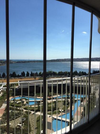Küçükçekmece blue lake Sitesi