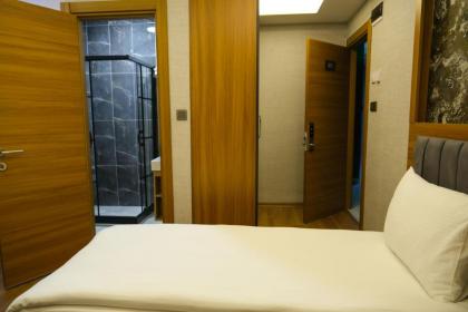 CALENBERG HOTEL - image 21