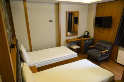 CALENBERG HOTEL - image 23