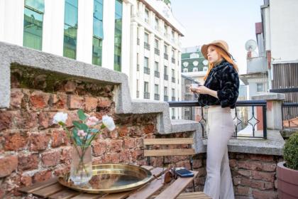 EA Exclusive Hotel - image 24