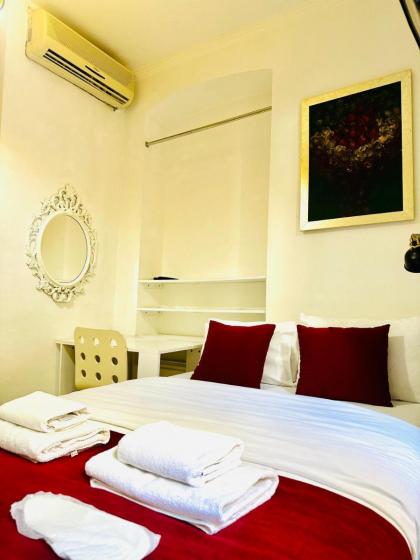 Aram Galata Suites - image 25