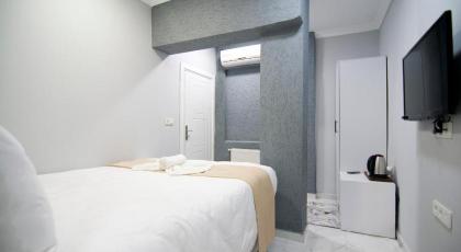 Istanbul Palace Hotel - image 22