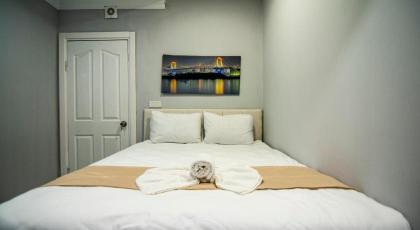 Istanbul Palace Hotel - image 25