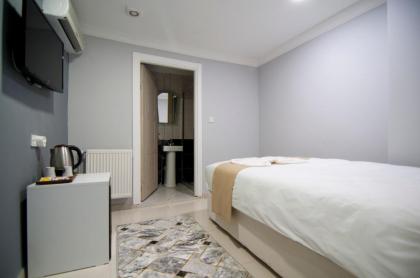 Istanbul Palace Hotel - image 29