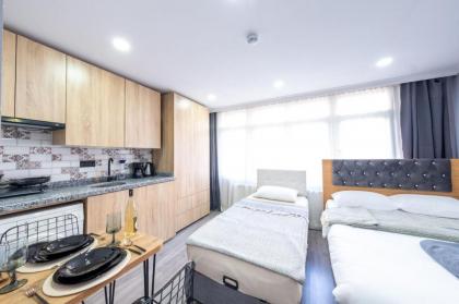 By Kral Hotel Beşiktaş - image 26