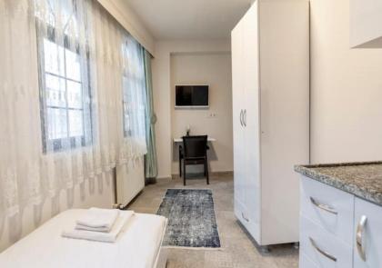 The Red Tent Suite 88 - image 26