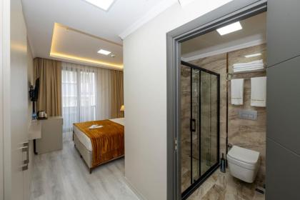 SKYSTAR DELUXE HOTEL - image 23