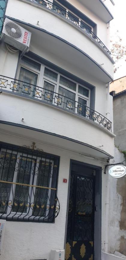 Taksim Millennium Suit Hotel - image 27