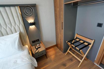 Shelton Airport Otel - image 28