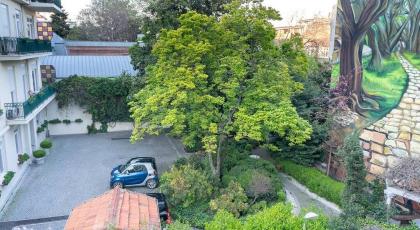 Spacious and Peaceful Flat in Cihangir Wi Fi 3Br - image 9