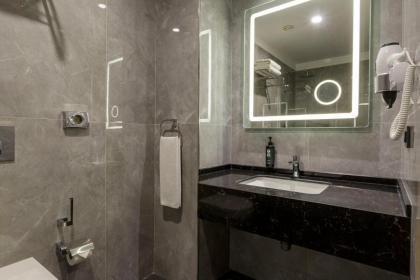 Ramada Encore by Wyndham Istanbul Sisli - image 26