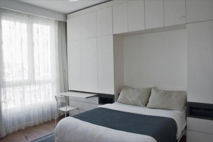 Modern City Getaway - Immerse Yourself In Luxury - image 27