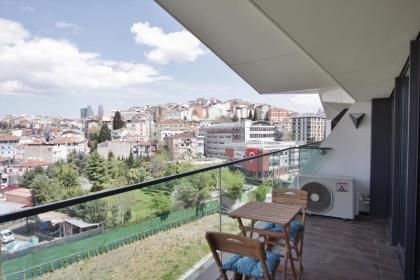 Sleek City Apartment With Premium Amenities - image 30